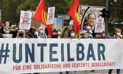BERLİN’DE SOSYAL ADALETSİZLİĞE VE IRKÇILIĞA KARŞI PROTESTO DÜZENLENDİ