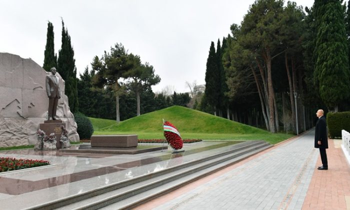 Ilham Aliyev, First Lady Mehriban Aliyeva and family members visited grave of national leader Heydar Aliyev