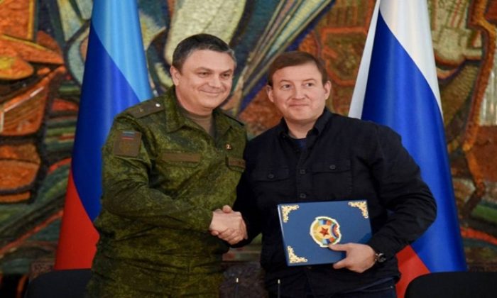 «Единая Россия» и общественное движение «Мир Луганщине» подписали соглашение о сотрудничестве