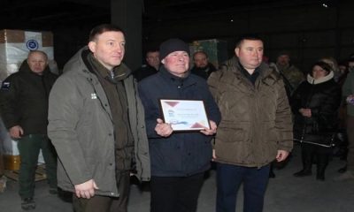 Андрей Турчак передал жителям Мариуполя первые сертификаты на мебель и бытовую технику