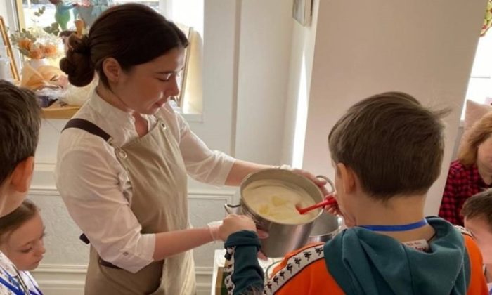 В Кирове при поддержке «Единой России» прошел кулинарный мастер-класс для семей мобилизованных