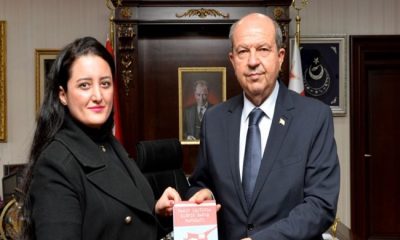 Cumhurbaşkanı Ersin Tatar’a Basın ışığında Kıbrıs Barış Harekatı kitabı takdim edildi