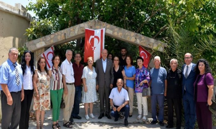 Cumhurbaşkanı Ersin Tatar, TMT mücahidi, gazi ve şehit yakınlarını ziyaret etti: