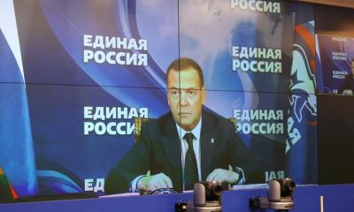 Dmitry Medvedev: Birleşik Rusya’nın platform istihdamına ilişkin yasa tasarısını kapsamlı bir belge olarak kabul etmesi gerekiyor
