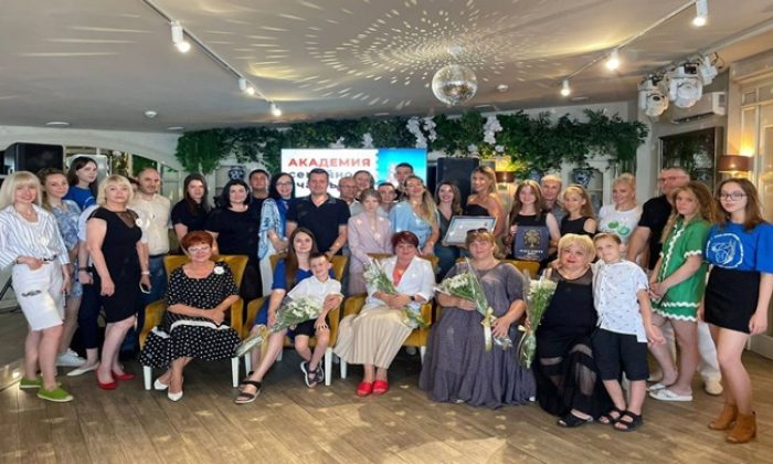 Krasnodar’daki “Birleşik Rusya” “Aile Mutluluğu Akademisi” projesini başlattı