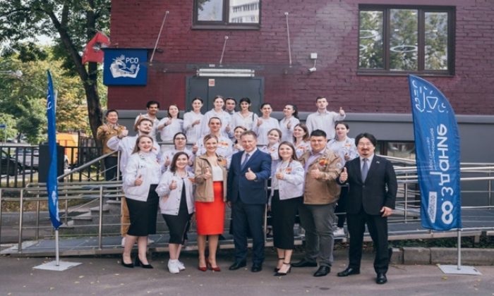 При содействии «Единой России» 15 тысяч студентов трудоустроят на лето в медучреждения по всей стране