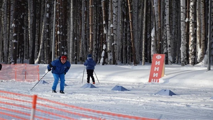 В Красноуральске Свердловской области по народной программе «Единой России» открыли лыжероллерную трассу