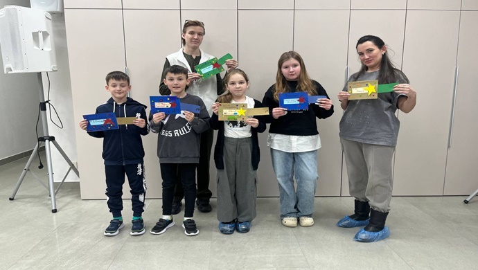 Birleşik Rusya, Vatan Savunucuları Günü vesilesiyle Perm’de bir aile atölyesi düzenledi