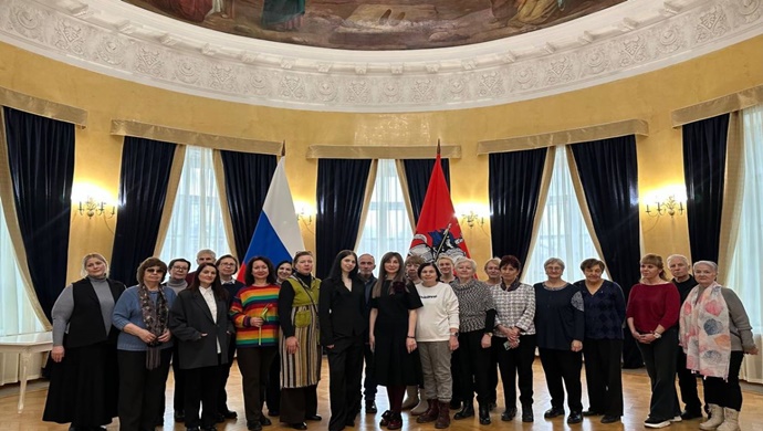 Birleşik Rusya, SVO gönüllüleri için Moskova Şehir Duması’na bir gezi düzenledi