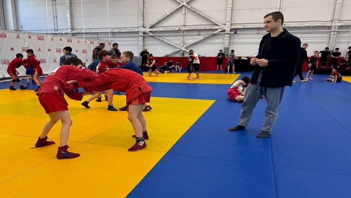 Birleşik Rusya’nın desteğiyle Moskova’da bir dövüş sanatları turnuvası düzenlendi